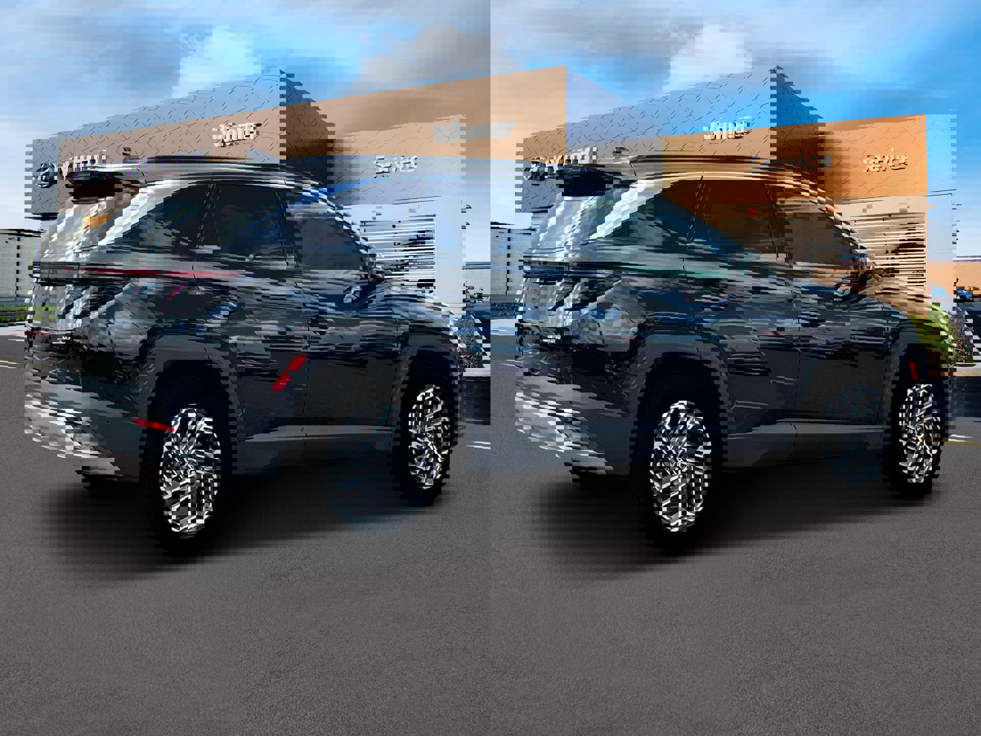 New 2025 Hyundai Tucson Limited image 8