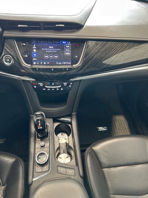 Used 2020 Cadillac XT6 Premium Luxury image 12