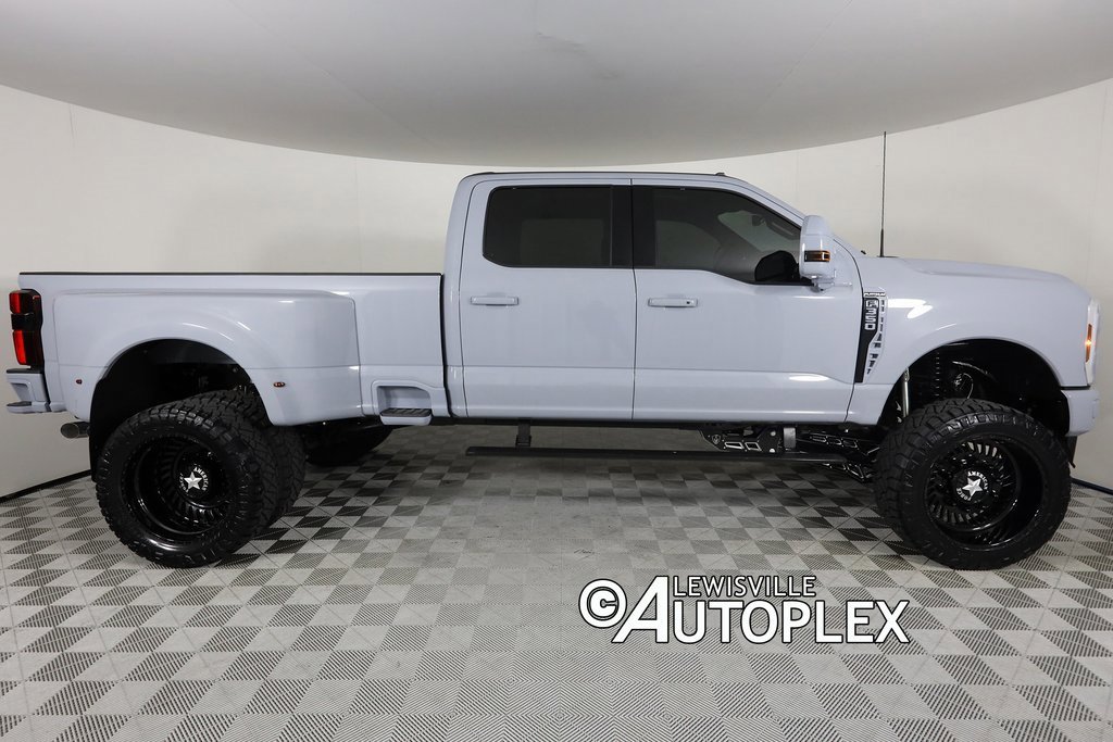 Used 2025 Ford F350 XL image 4