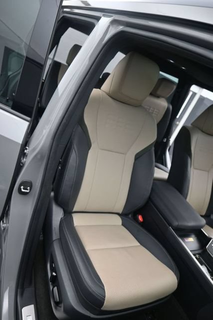 Used 2024 Lexus GX 550 AWD/4WD image 18