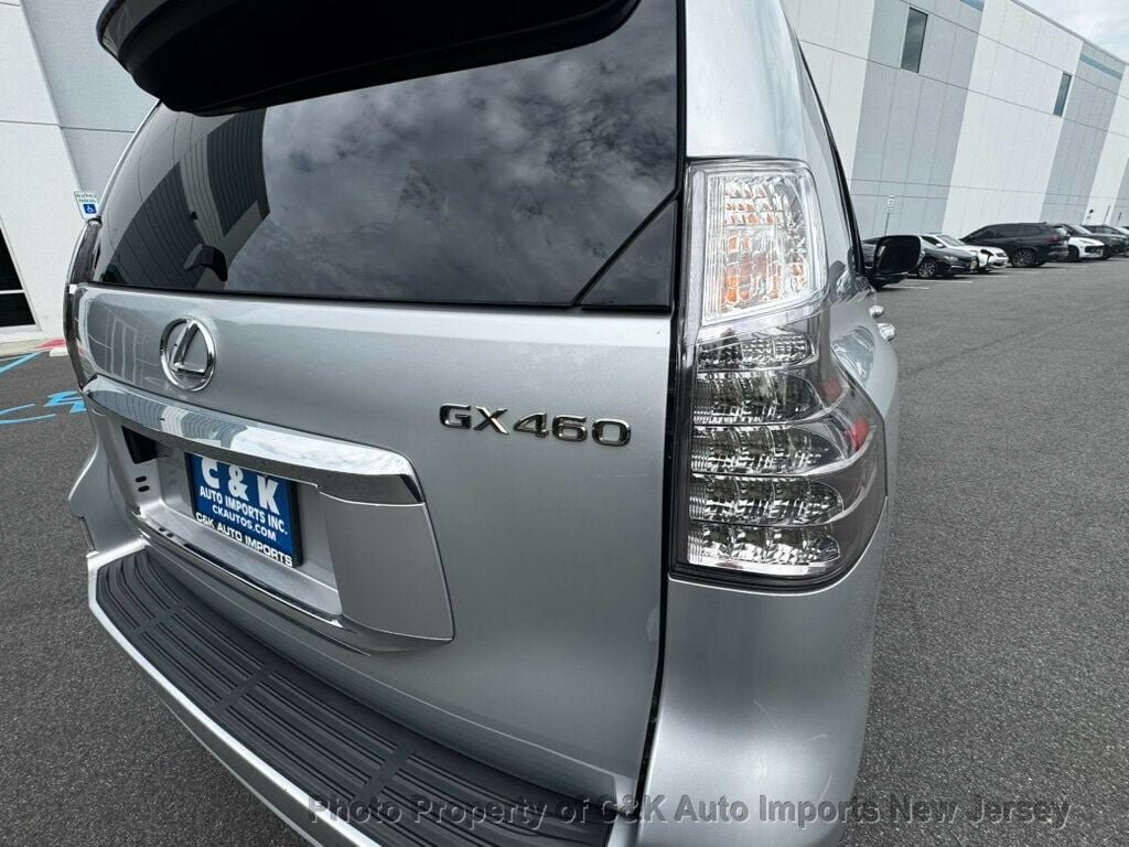 Used 2019 Lexus GX 460 Premium AWD/4WD image 17