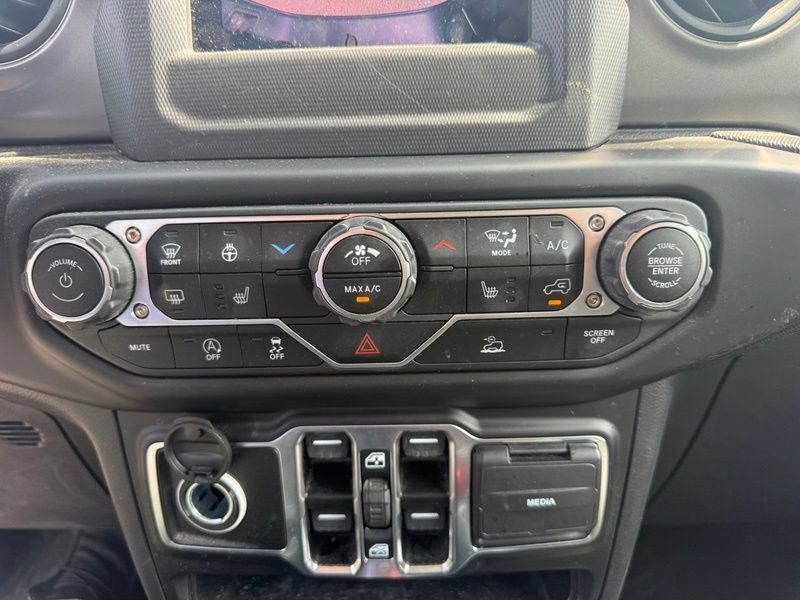 Used 2023 Jeep Gladiator Sport AWD/4WD image 9
