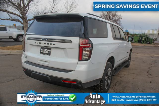 Used 2022 Chevrolet Suburban Z71 w/ Luxury Package AWD/4WD image 8