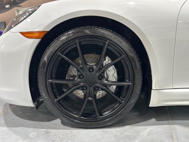 Used 2017 Porsche 718 Boxster RWD image 7