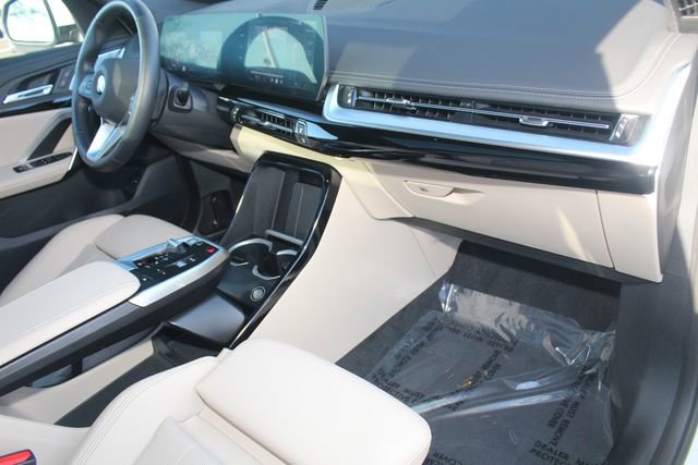 Used 2025 BMW X1 xDrive28i w/ Convenience Package image 25