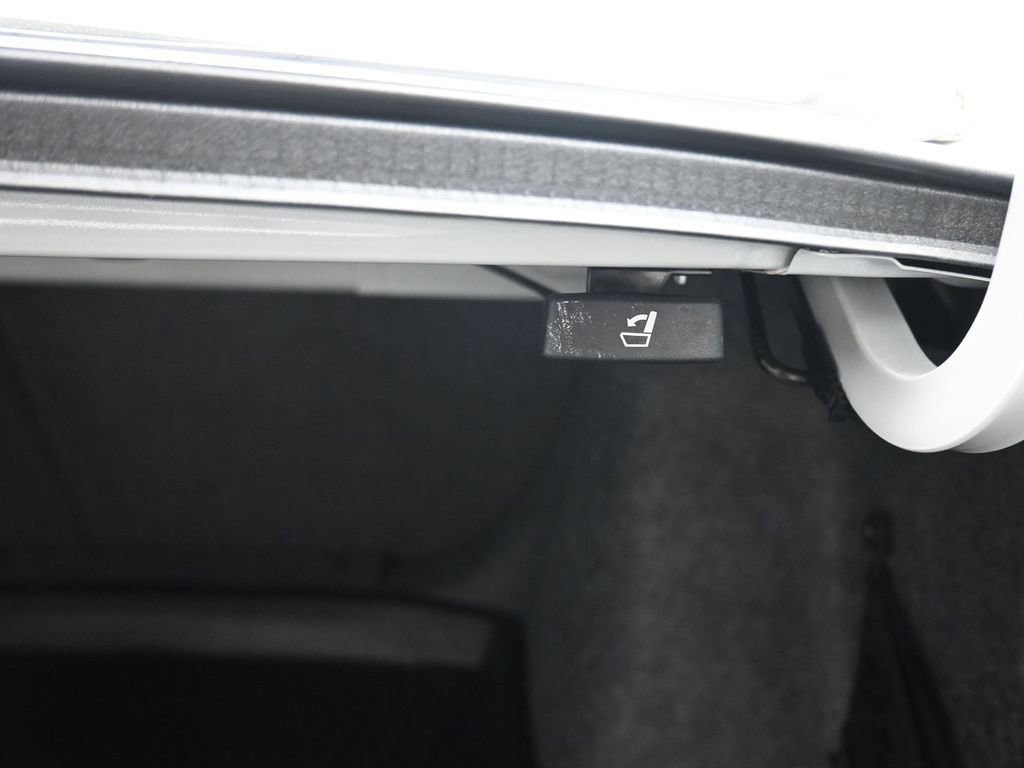 Used 2022 Honda Accord EX-L image 49