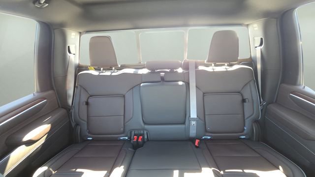 New 2026 GMC Sierra 3500 Denali w/ Denali Reserve Package image 15