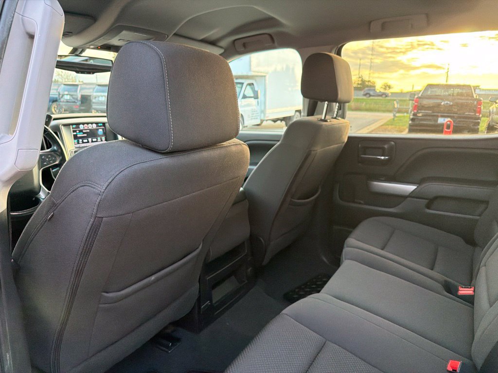 Used 2018 Chevrolet Silverado 1500 LT w/ All Star Edition AWD/4WD image 13