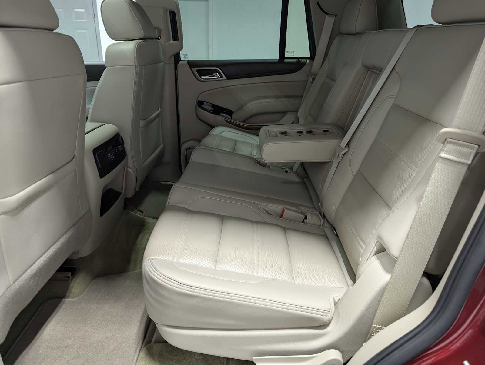 Certified 2017 GMC Yukon Denali image 25