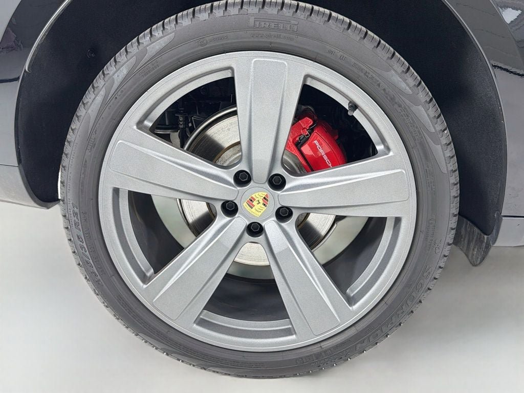 Certified 2026 Porsche Macan S AWD/4WD image 14
