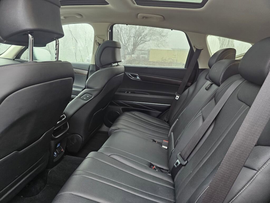 Used 2024 Genesis GV80 3.5T image 22