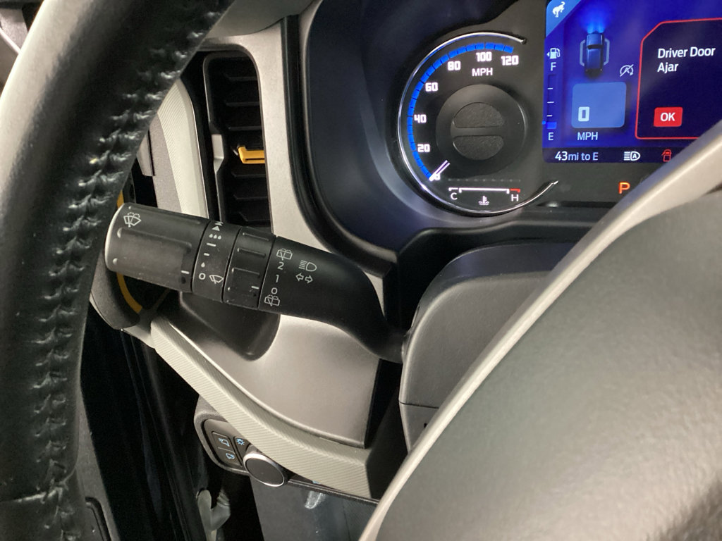 Used 2021 Ford Bronco Badlands image 17