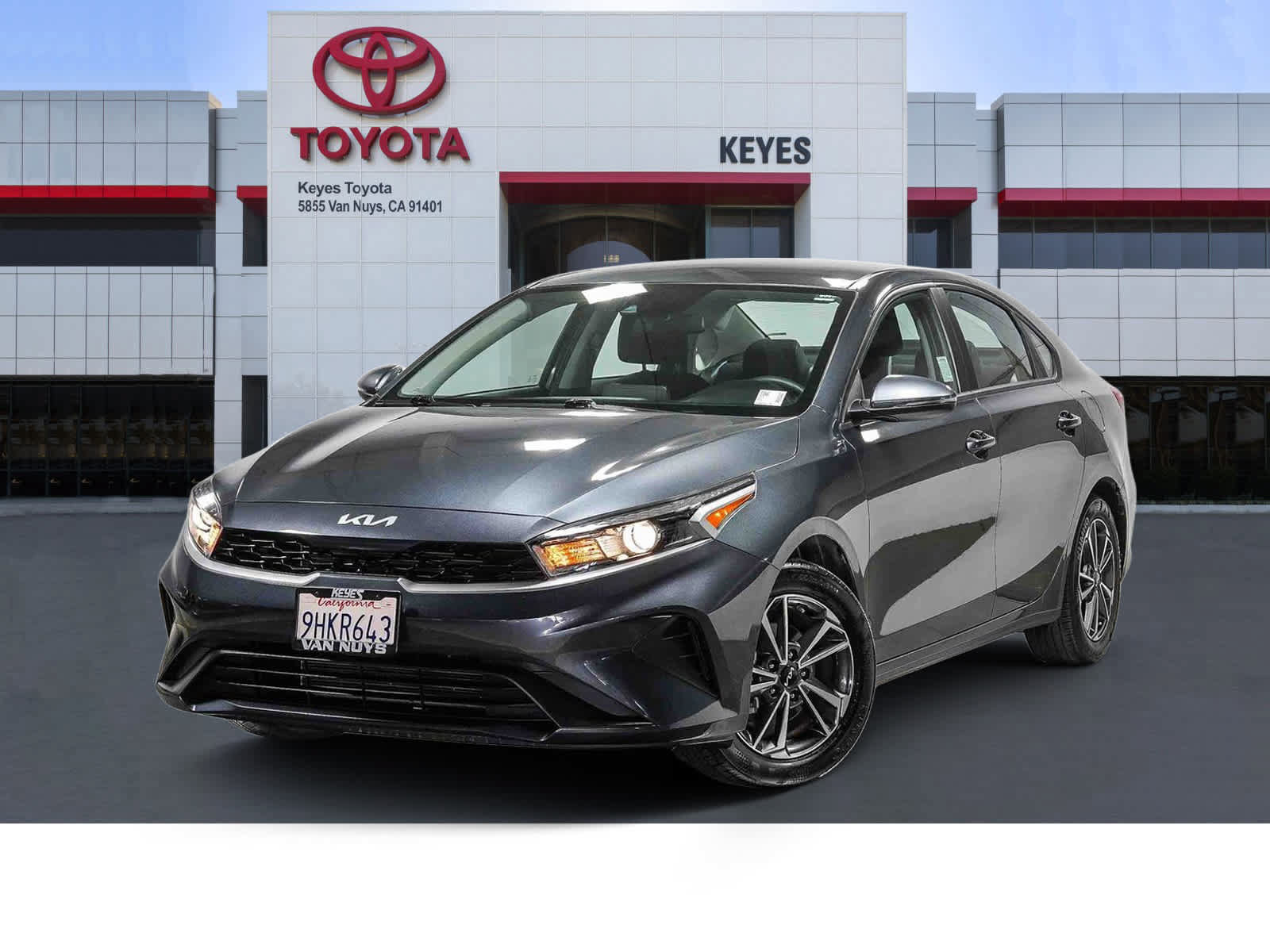 Used 2023 Kia Forte LXS w/ LXS Technology Package FWD image 1