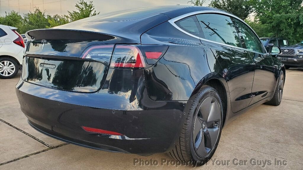 Used 2019 Tesla Model 3 Performance image 15