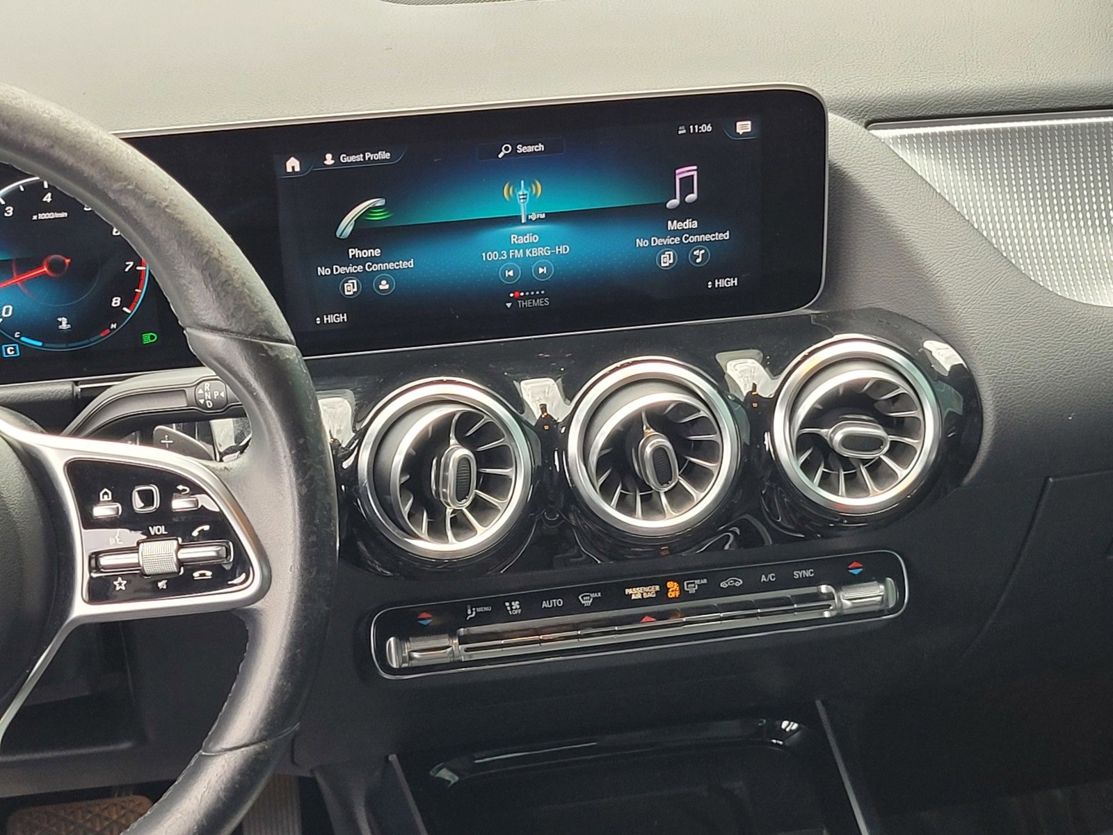 Used 2021 Mercedes-Benz GLA 250 GLA 250 w/ Premium Package image 15