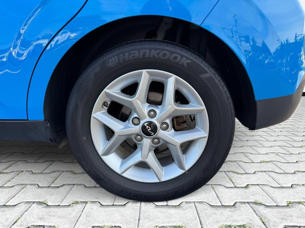 Used 2023 Kia Soul S FWD image 8