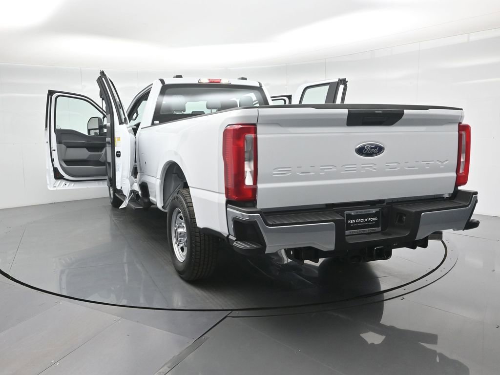 New 2026 Ford F350 XL w/ XL Chrome Package image 33
