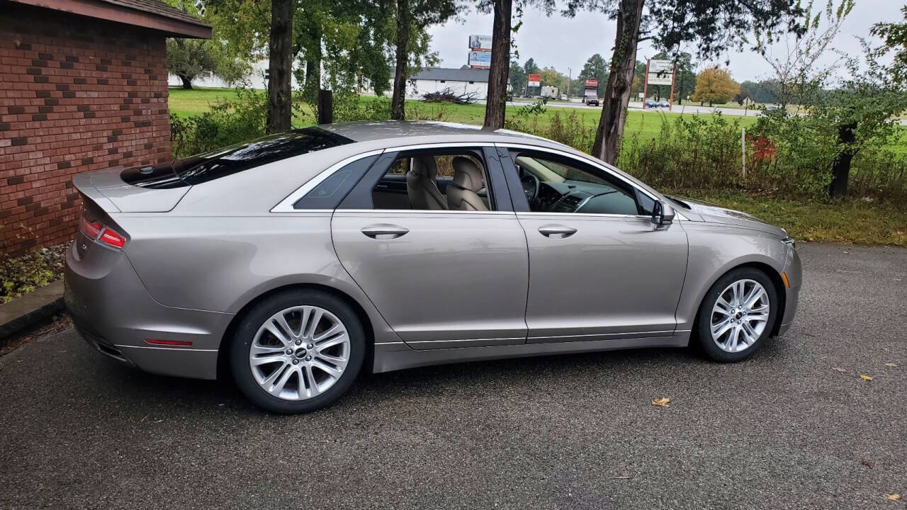 Used 2016 Lincoln MKZ Hybrid w/ Equipment Group 500A Select image 16