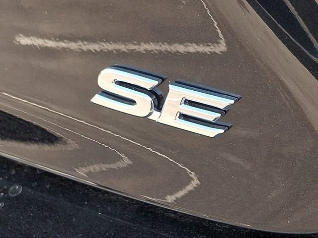 Used 2026 Toyota Camry SE image 32