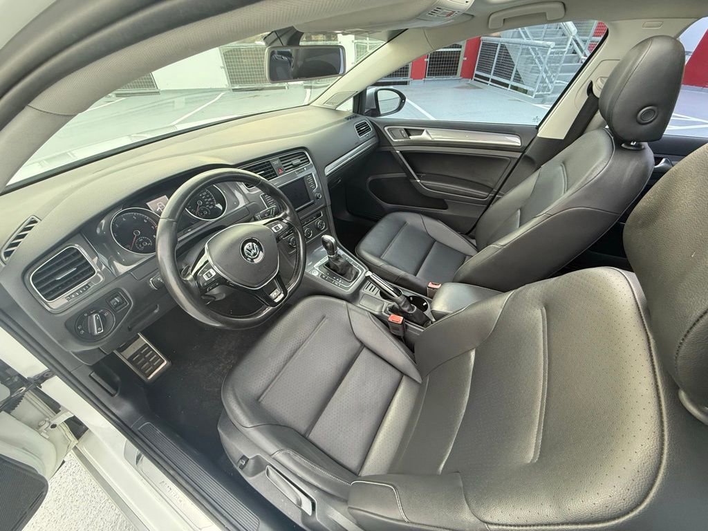 Used 2017 Volkswagen Golf Alltrack SE AWD/4WD image 17