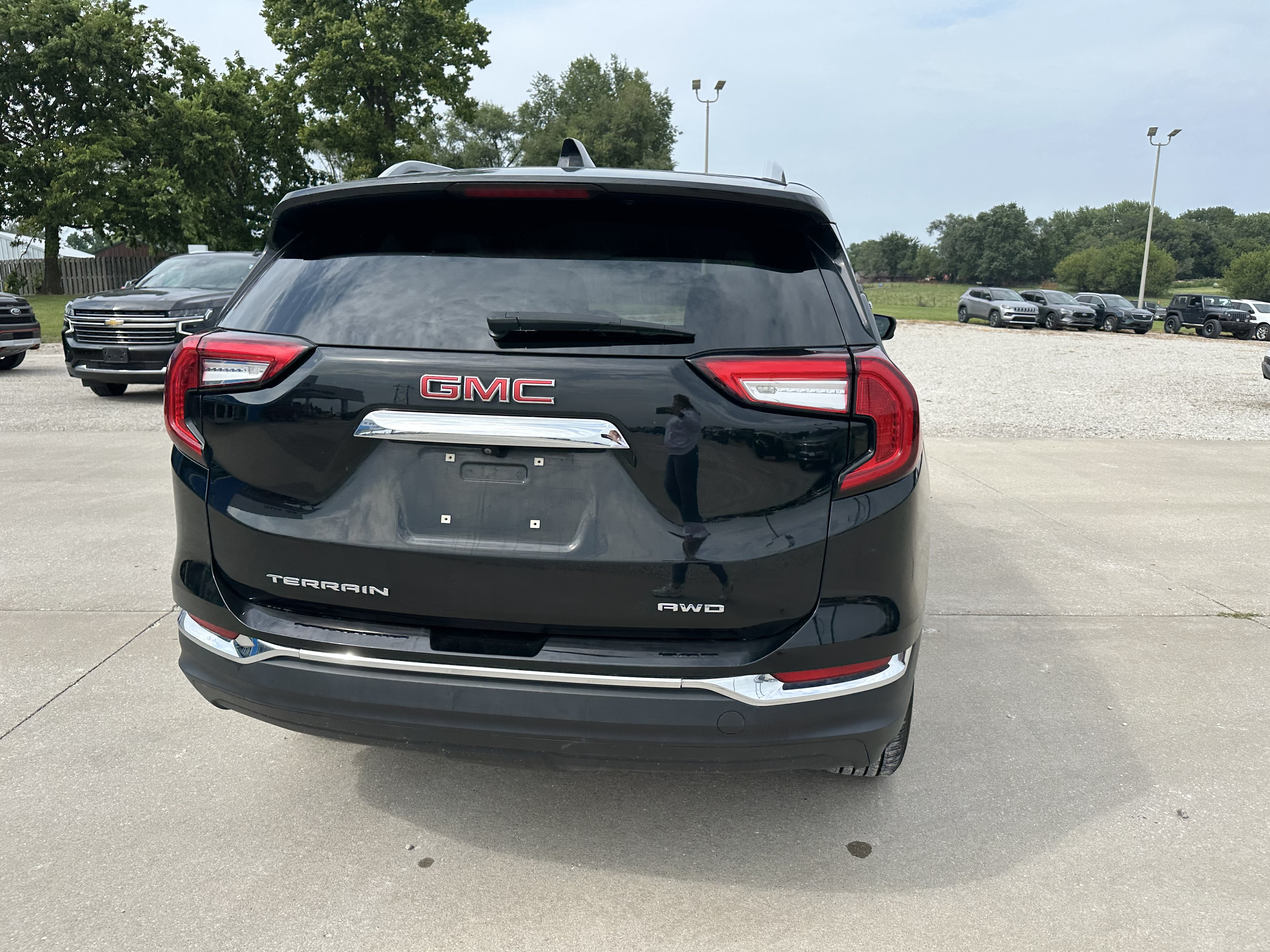 Certified 2024 GMC Terrain SLT AWD/4WD image 6