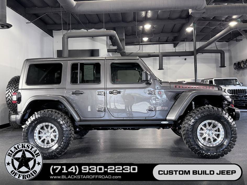 Used 2025 Jeep Wrangler Unlimited Rubicon AWD/4WD image 1