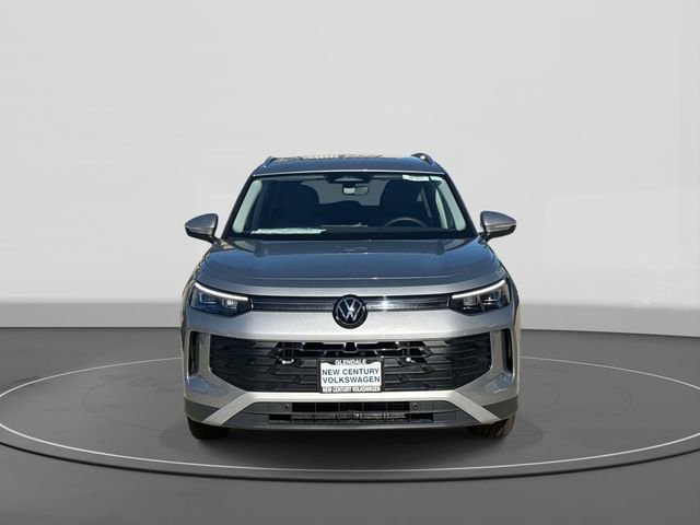 New 2026 Volkswagen Tiguan SE FWD image 2