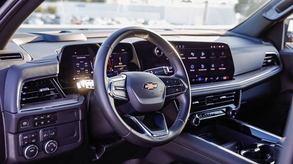 Used 2025 Chevrolet Tahoe LT AWD/4WD image 24