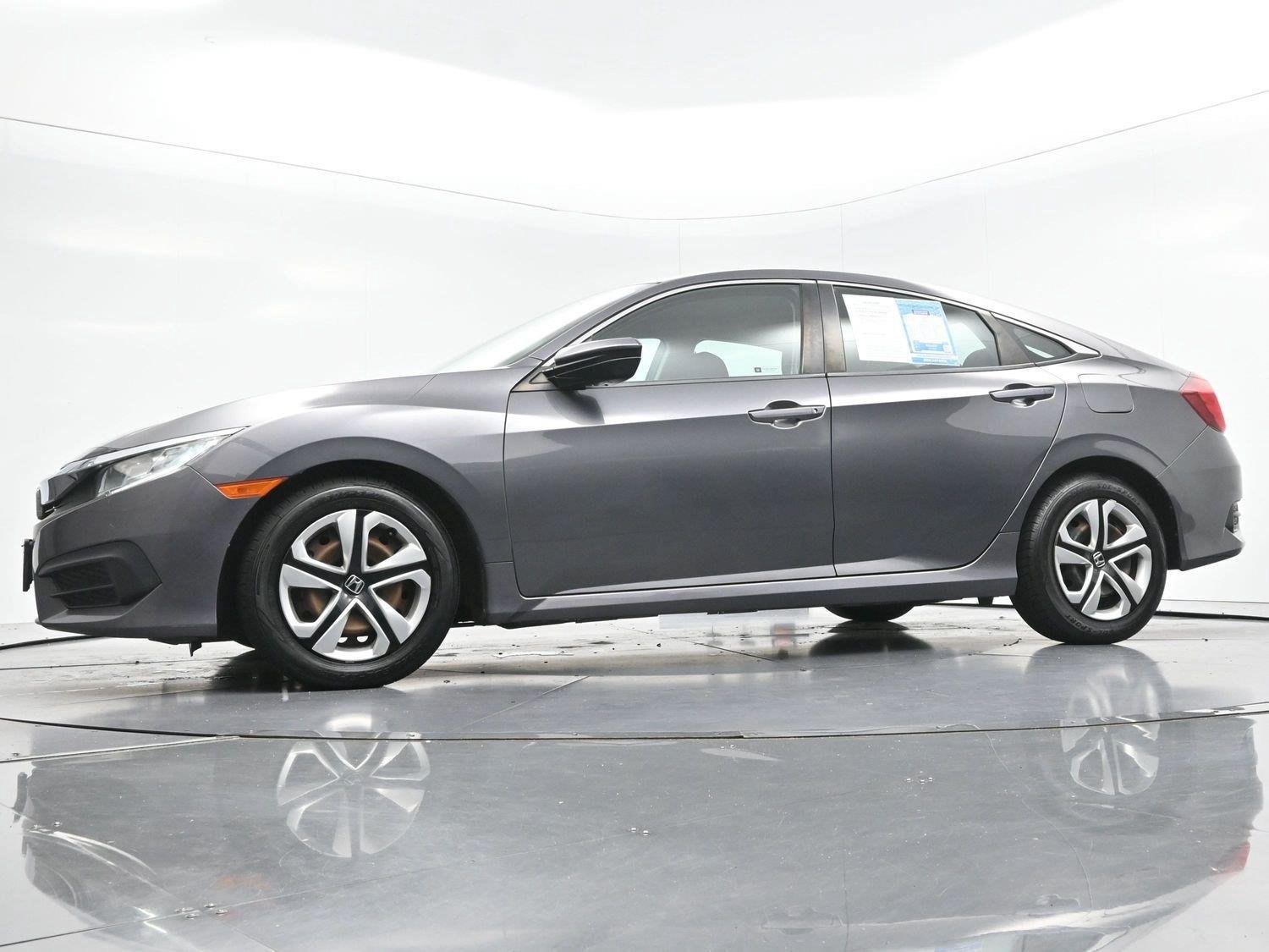 Used 2018 Honda Civic LX image 40