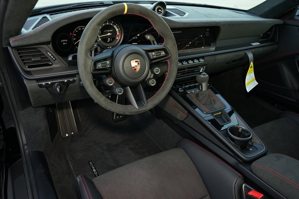 Used 2025 Porsche 911 GT3 RS image 12