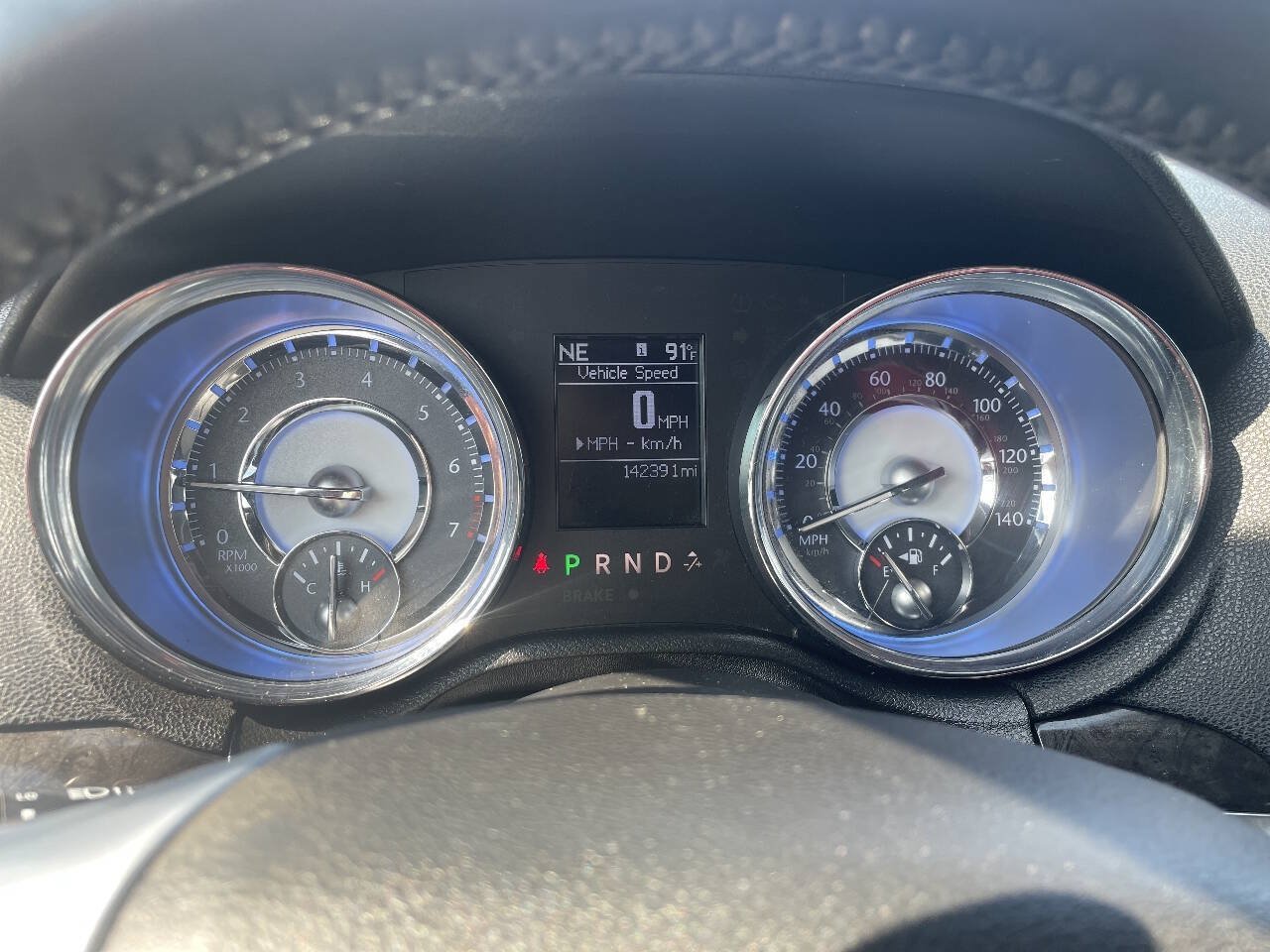 Used 2011 Chrysler 300 Limited RWD image 18