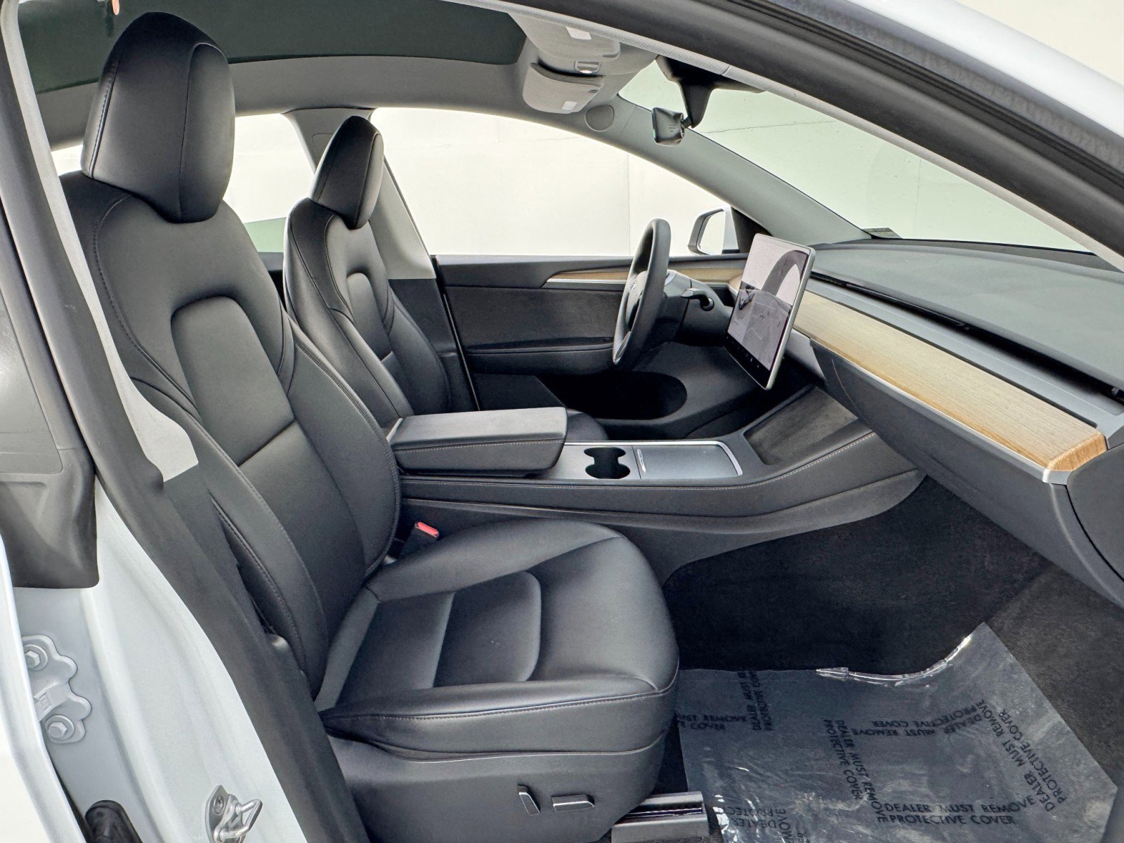 Used 2023 Tesla Model Y Long Range image 16