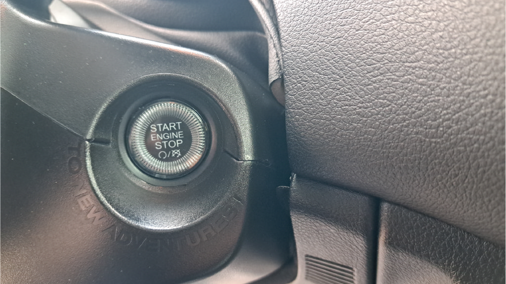 Used 2023 Jeep Renegade Latitude AWD/4WD image 23