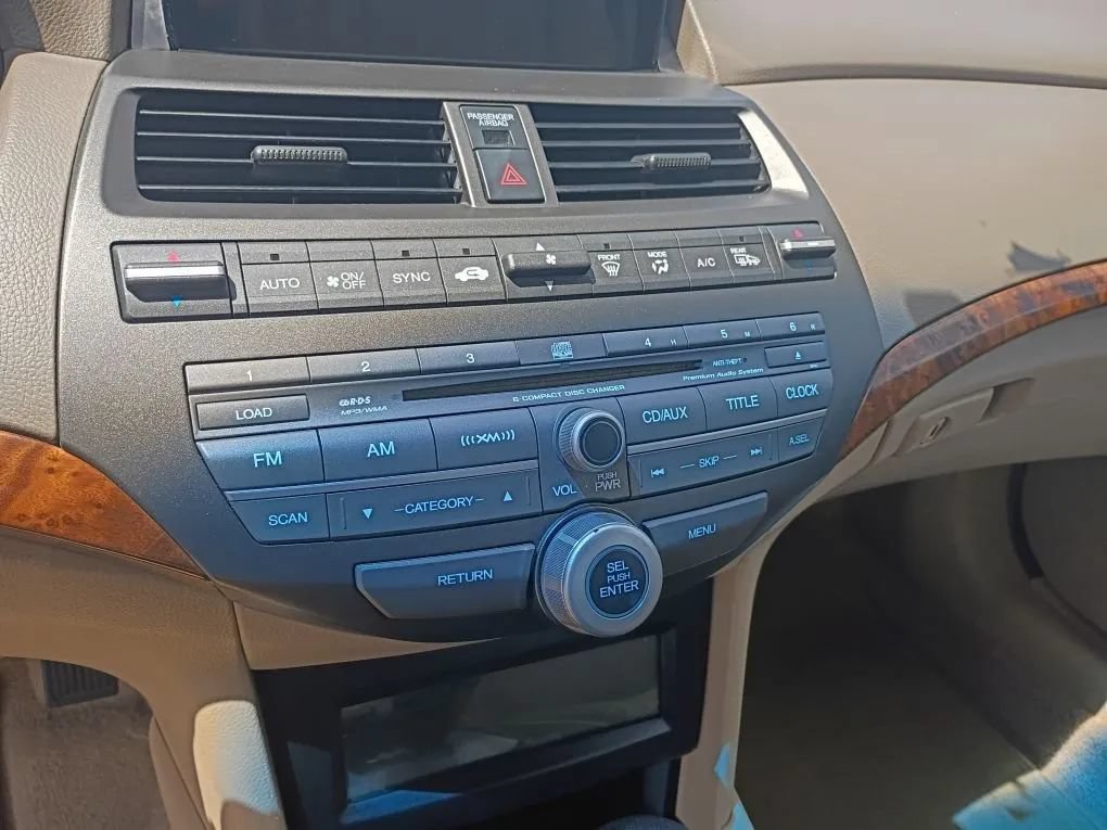 Used 2010 Honda Accord EX-L image 11