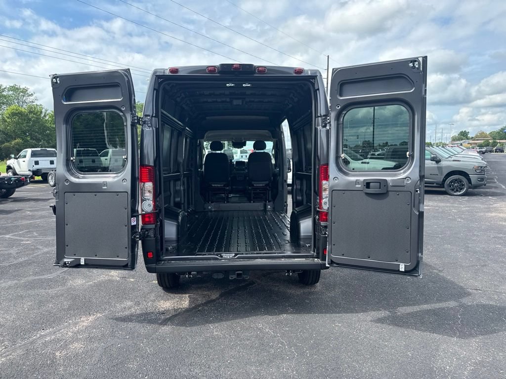 New 2026 RAM ProMaster 2500 w/ Convenience Group FWD image 5