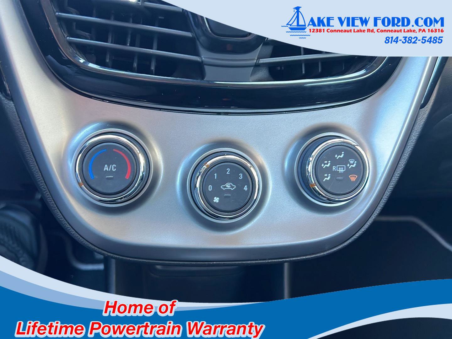 Used 2018 Chevrolet Spark LT FWD image 27