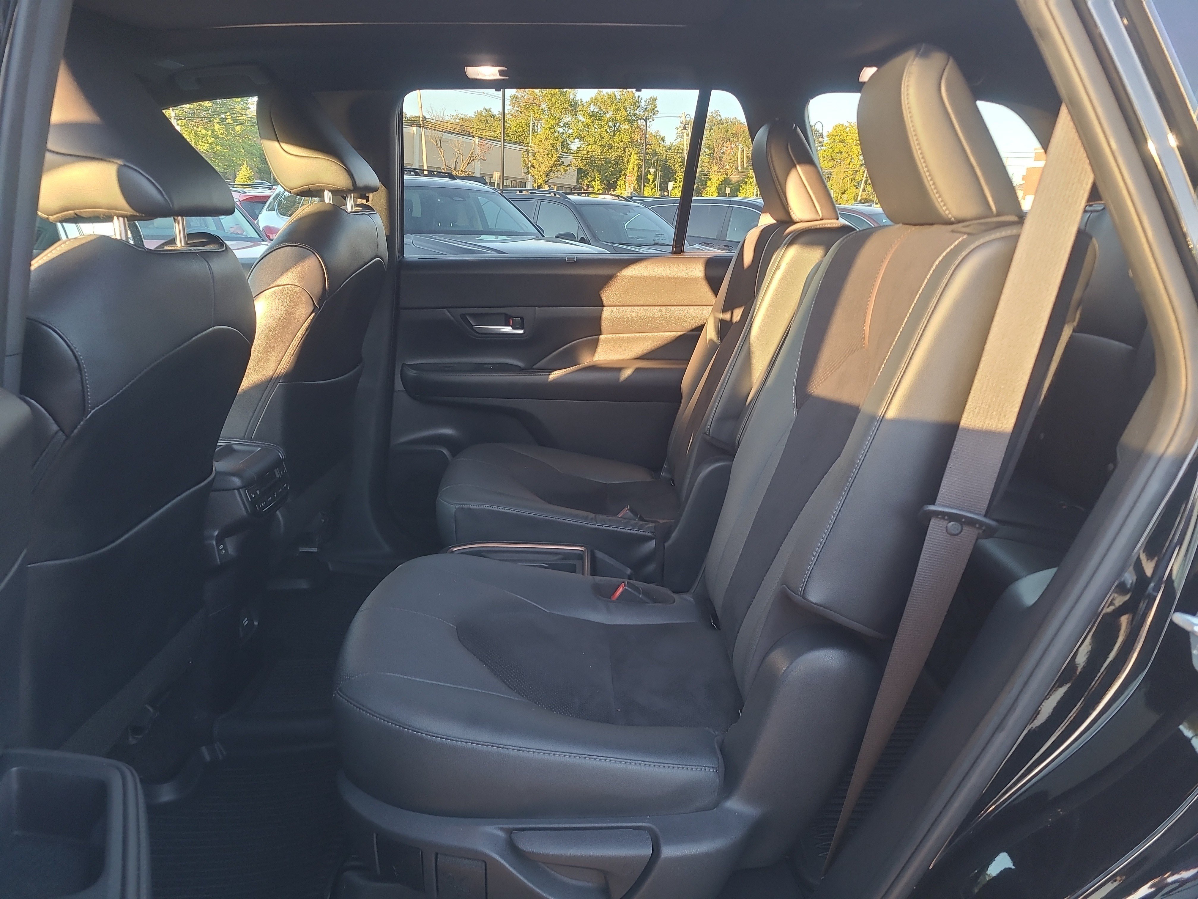 Certified 2024 Toyota Grand Highlander AWD Hybrid image 27