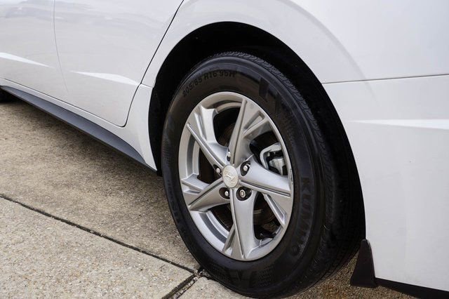 Used 2023 Hyundai Sonata SE image 4