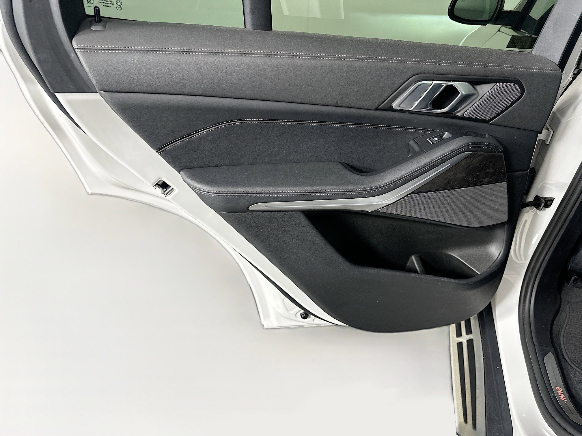 Used 2024 BMW X5 sDrive40i RWD image 27