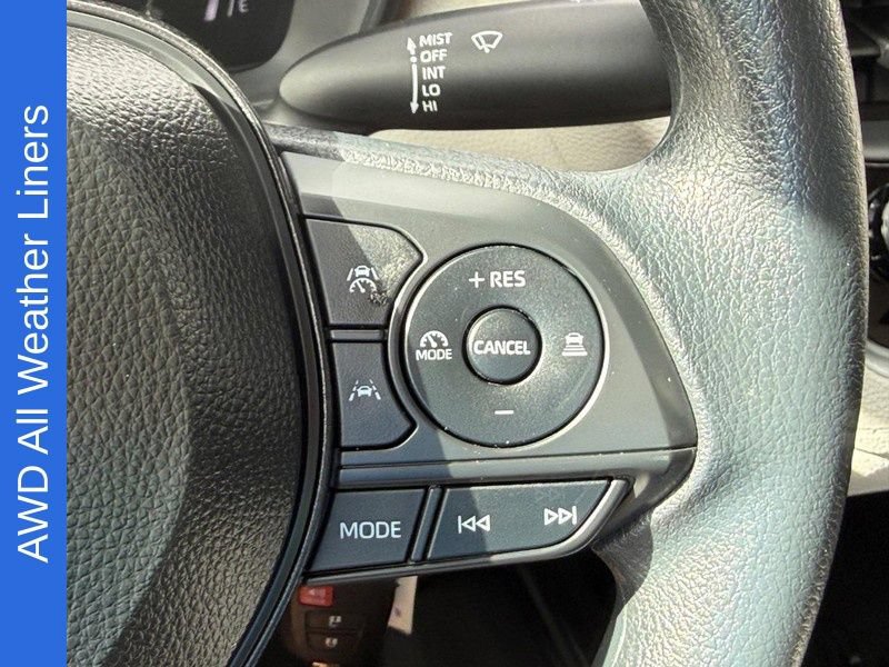 Used 2026 Toyota Corolla Cross L AWD/4WD image 21