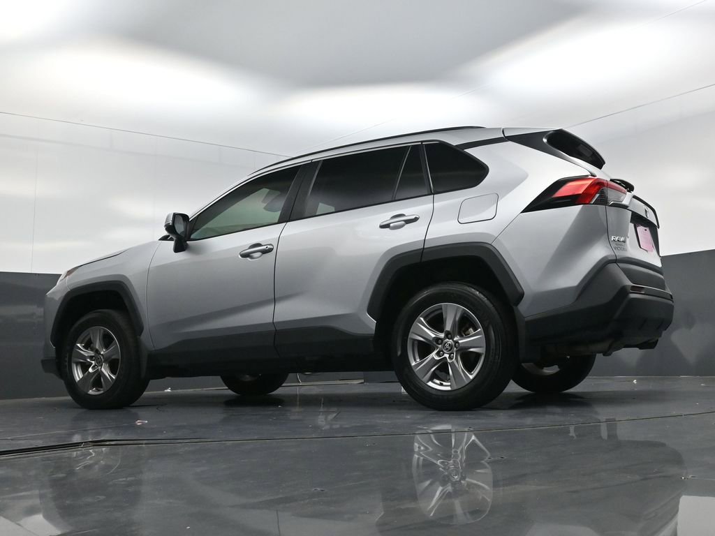 Used 2023 Toyota RAV4 XLE image 17