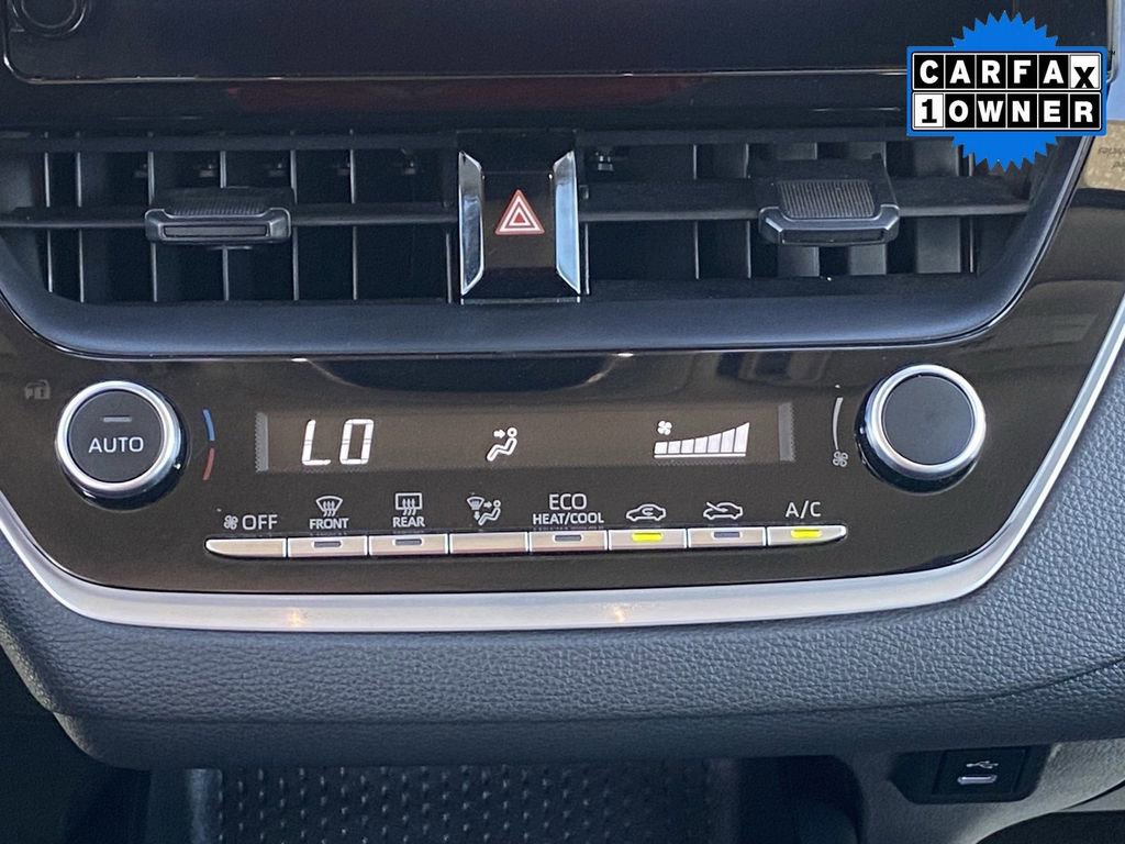 Certified 2024 Toyota Corolla LE image 32