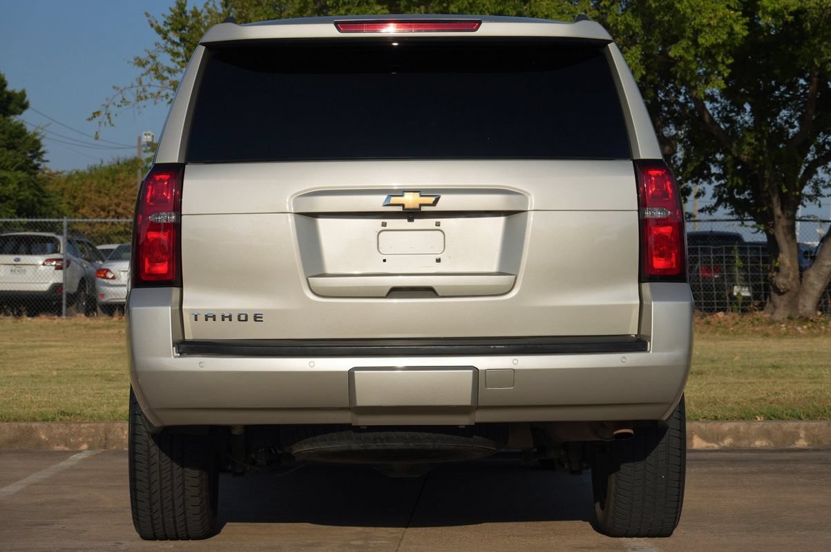 Used 2017 Chevrolet Tahoe LT w/ Luxury Package RWD image 17