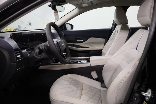 New 2026 Nissan Sentra SL w/ Floor Mat Package image 11