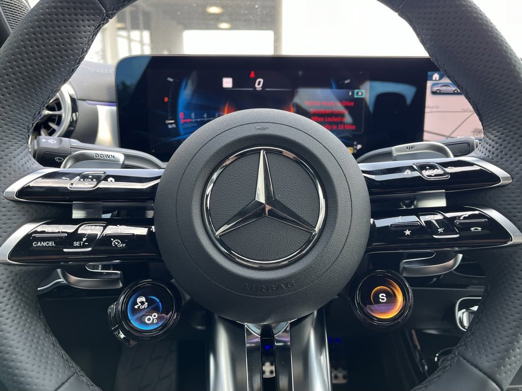 Used 2025 Mercedes-Benz CLA 35 AMG 4MATIC image 21