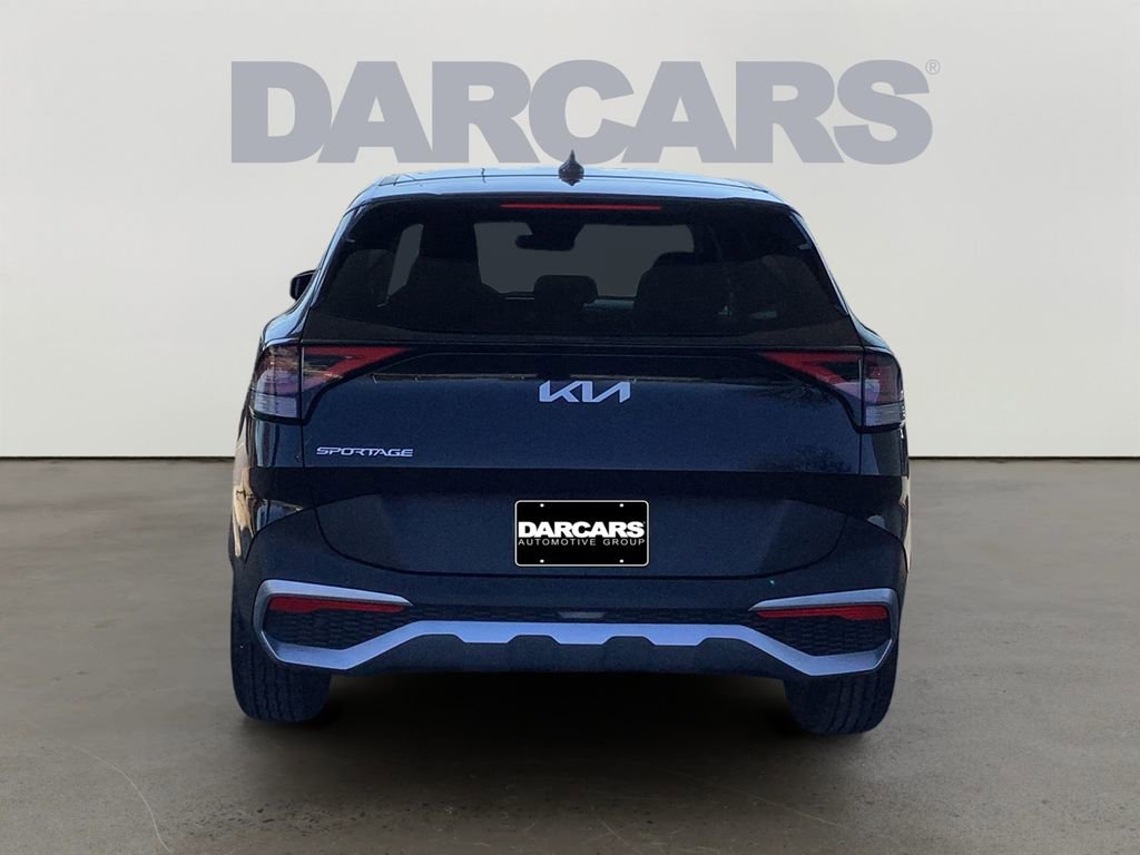 Used 2024 Kia Sportage LX image 6