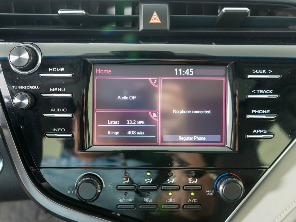 Used 2018 Toyota Camry LE w/ Moonroof Package image 19