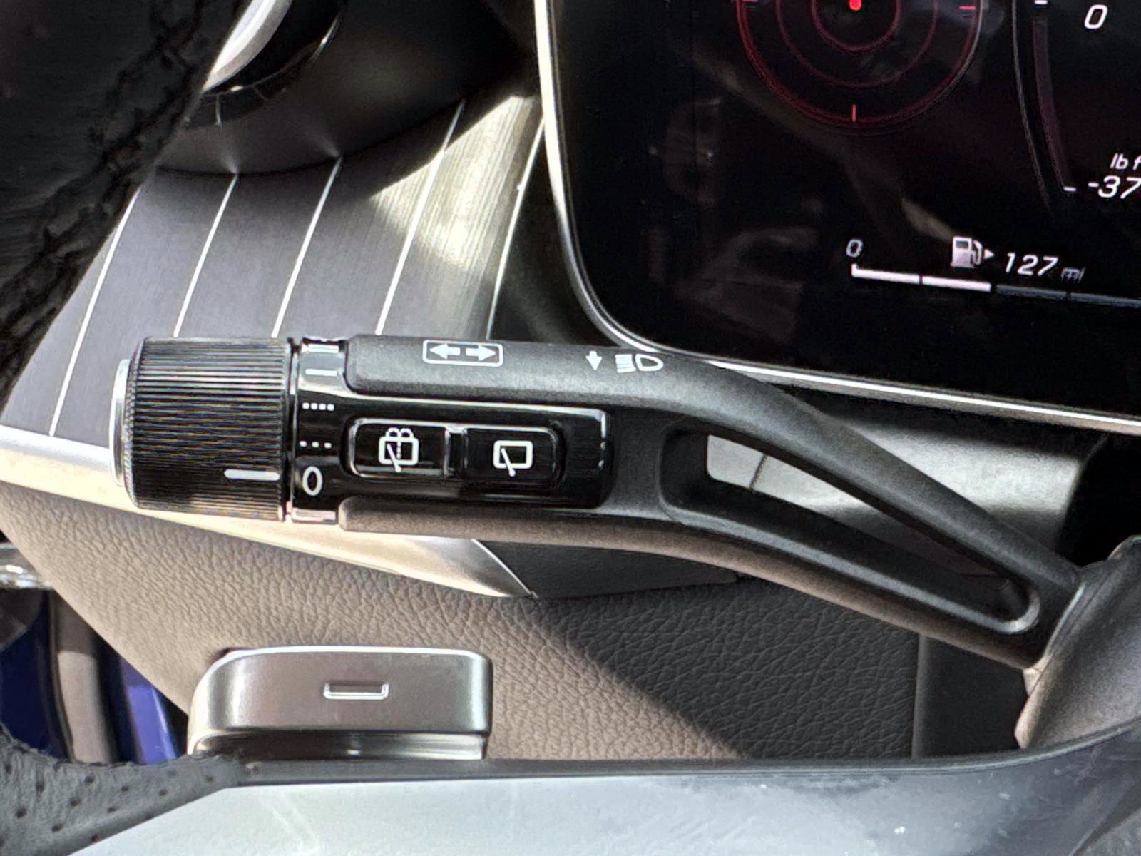 Certified 2025 Mercedes-Benz GLC 350e 4MATIC image 32