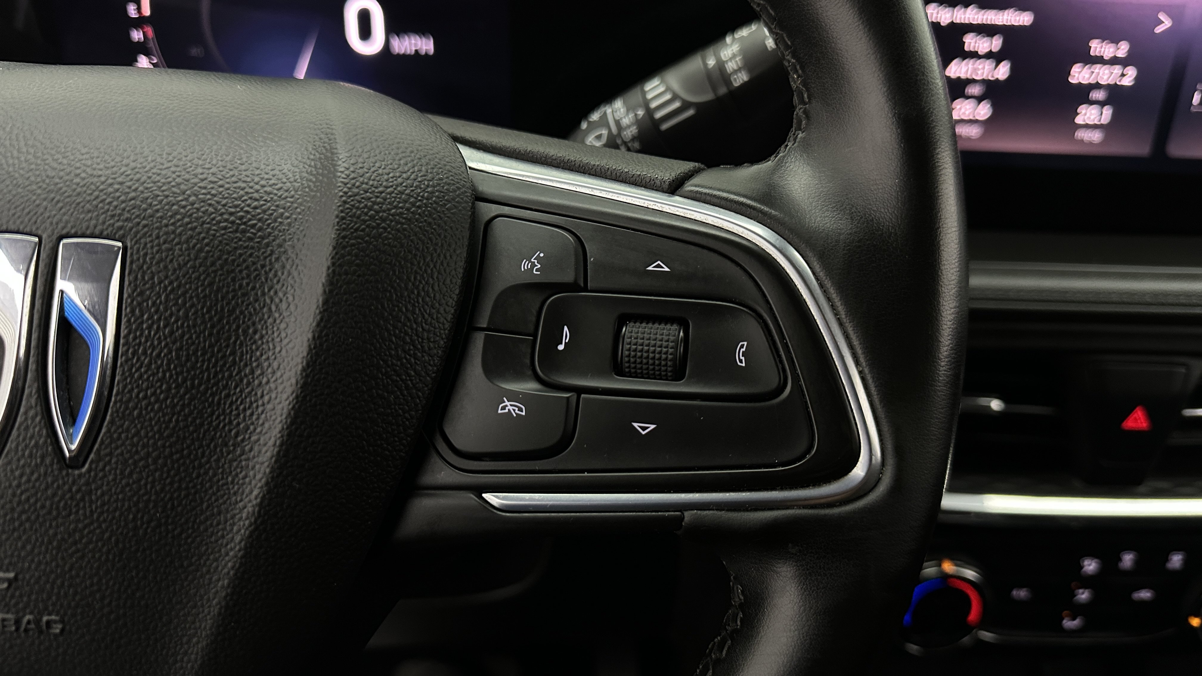 Used 2024 Buick Encore GX Sport Touring AWD/4WD image 22