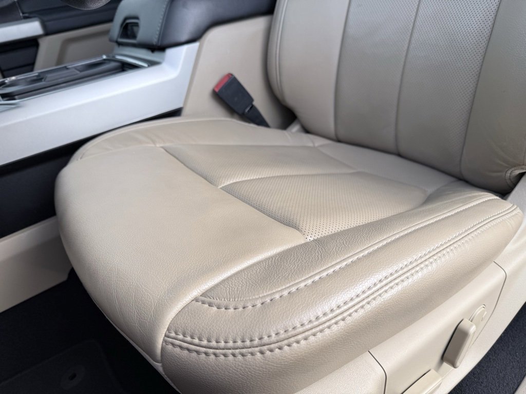 Used 2020 Ford F350 Lariat w/ Lariat Value Package image 23